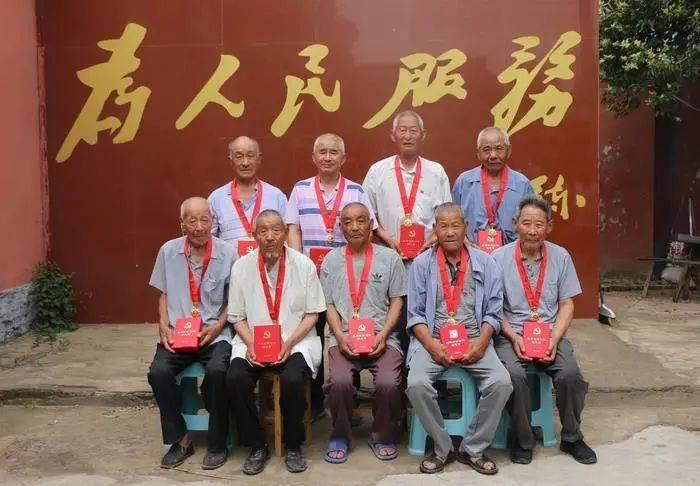 眼镜妞之奇幻冒险
